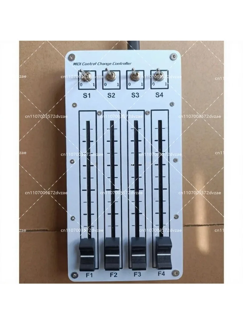 Controller MIDI USB a 4 Canali - Audio Music Software recensione e prezzo